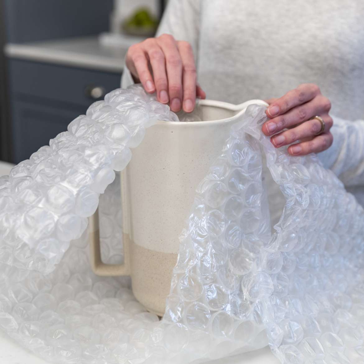 Duck® Max Strength™ Large Bubble Cushioning Wrap